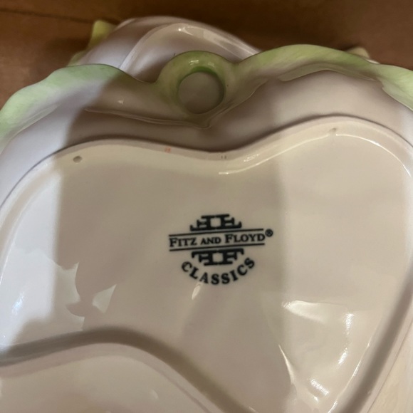 Set of 4 Fitz and Floyd leaf dishes - 3 bowls and a plate - Picture 5 of 9